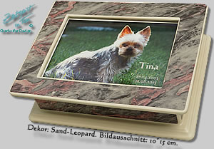 Die Fotorahmen und/oder Hundeurne und Katzenurne als Bilderrahmen aus Keramik und Glas. Die Fotorahmen und/oder Hundeurne und Katzenurne als Bilderrahmen aus Keramik und Glas.